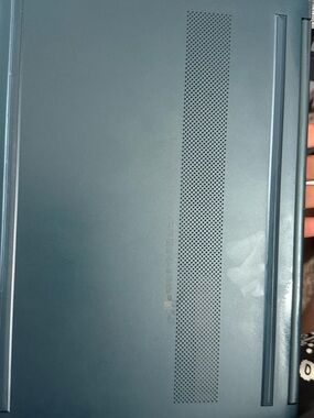 HP intel plantium silver n5030
Teal Blue Laptop with Vent Grille